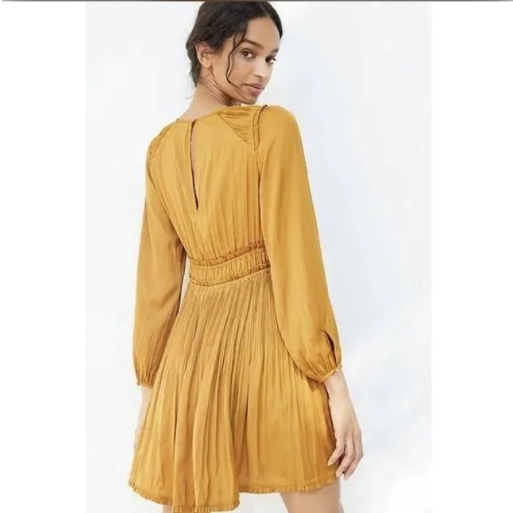 ANTHROPOLOGIE MAEVE Saniya mini dress long sleeve Puffed sleeve Smocked pleated